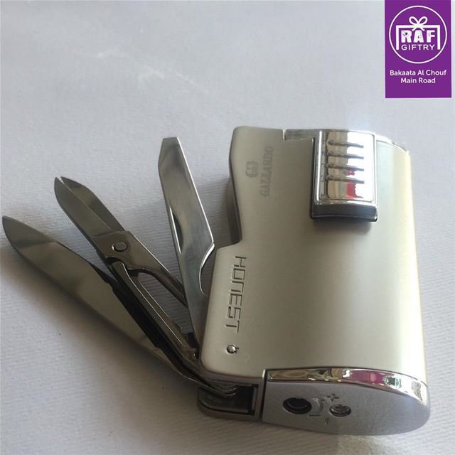 A multi usage lighter for cigar lovers 💨  raf_giftry............ (Raf Giftry)