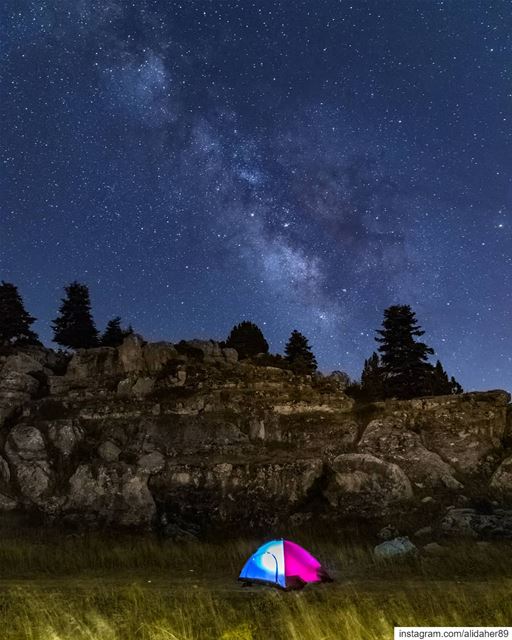 A night under the milky way 🌌....... landscapephotography... (El Qammoûaa)