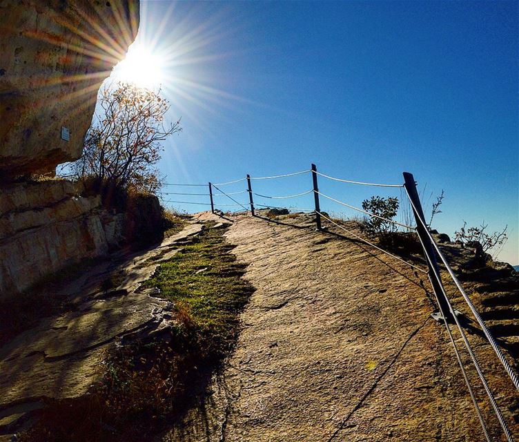 A path leads towards the sun❤💕 naturephotography  naturelover  sun ... (Niha - Al Shouf)