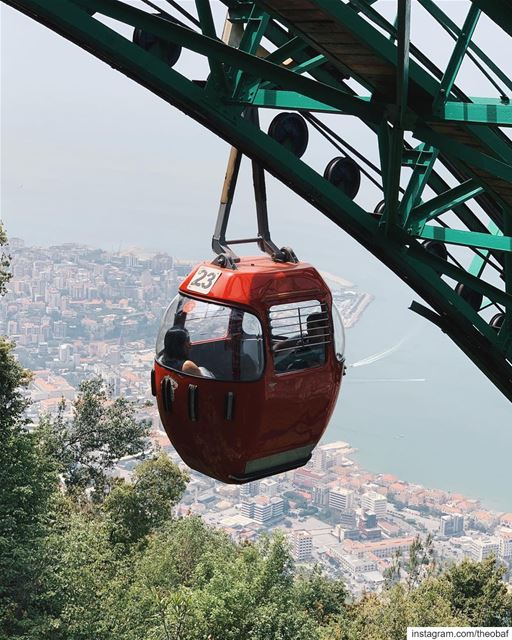 A postcard from  lebanon🇱🇧... harissa  cablecars  ladyoflebanon ... (Harisa, Mont-Liban, Lebanon)