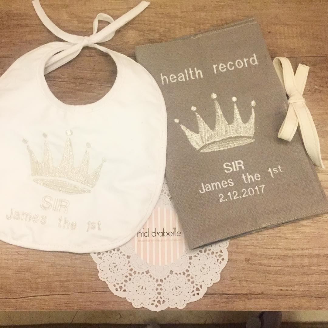 A Prince is born 💫 New born set gift ideas! Write it on fabric by nid d'ab