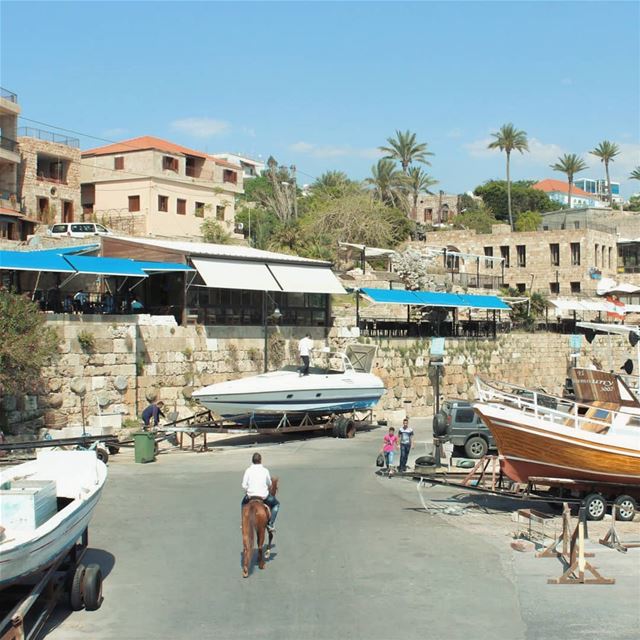 A ride in through the time 🐎🛶 byblos... lebanon  jbeil  byblos ...