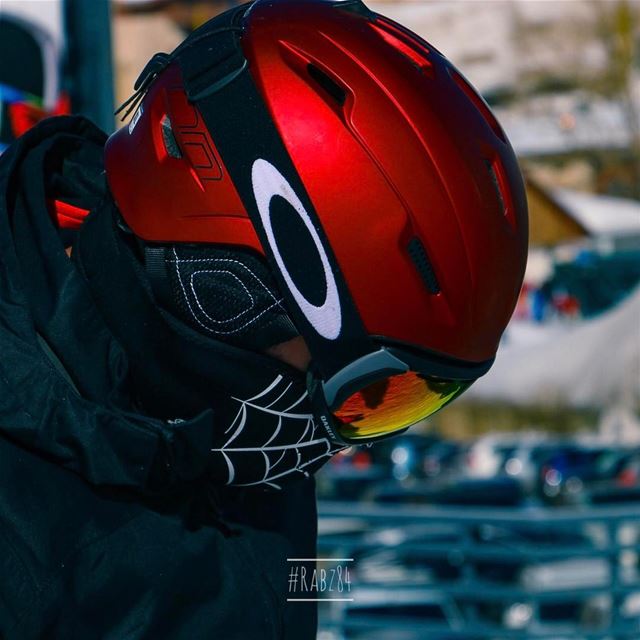 A snowboarder's moment  oakley  oakleys  snowboarding  snowboardingfashion... (Mzaar Kfardebian Ski Resort)