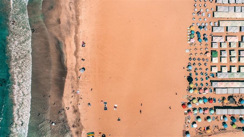 A sunny morning view from Tyr's Beach; South of Lebanon✈️🇱🇧✈️🇱🇧📍... (Cloud 59)