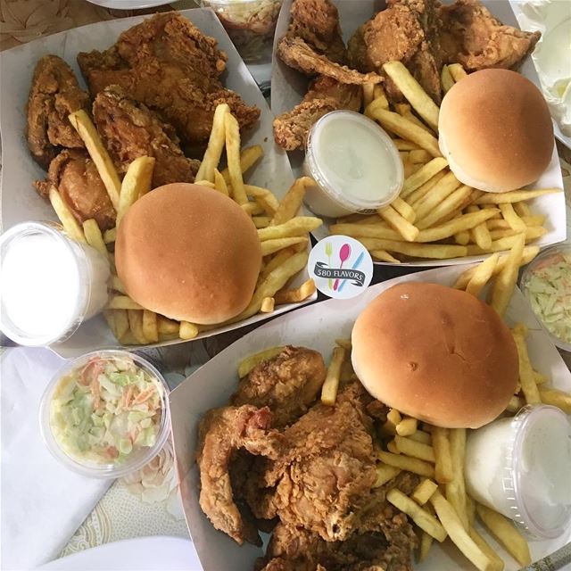 A tasty quick lunch from @myfriendsrestaurant  zgharta ... 580flavors ... (Zgharta)