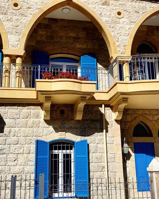A very decent House built & offered specially for the lebanese artists in... (Hammana)