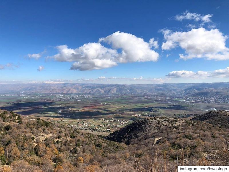 🏔A view from above ❄️Merry Christmas to you and your loved ones🎄🎁🎊!! (West Bekaa)