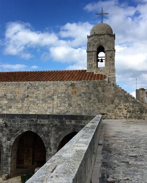 💙 a7labaladbil3alam 🇱🇧  photo  love  photograph  photography  iphone ... (Balamand Monastery)