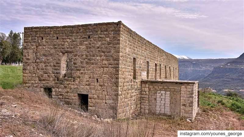 Abandoned Silk Factory (كرخانة)Lebanon was an important producer of silk... (Ain Trez)