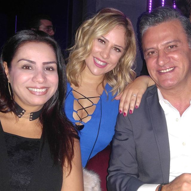 About last night @elianesahyoun  lifenight  friends  media  stars ... (The Bridge)