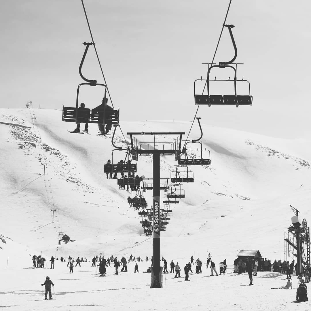 "Adrenaline poles" mzaarskiresort  livelovemzaar  livelovebeirut ... (Mzaar Ski Resort Kfardebian)