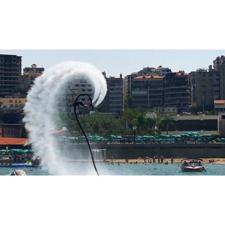 Adventure may hurt you but monotony will kill you ⌛️ flyboard ... (Joünié)