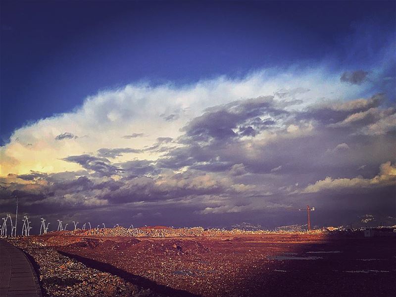 After a storm ⛈ comes a calm ☀️@insta_lebanon @mylebanon @mycitybeirut  @m (Beirut, Lebanon)
