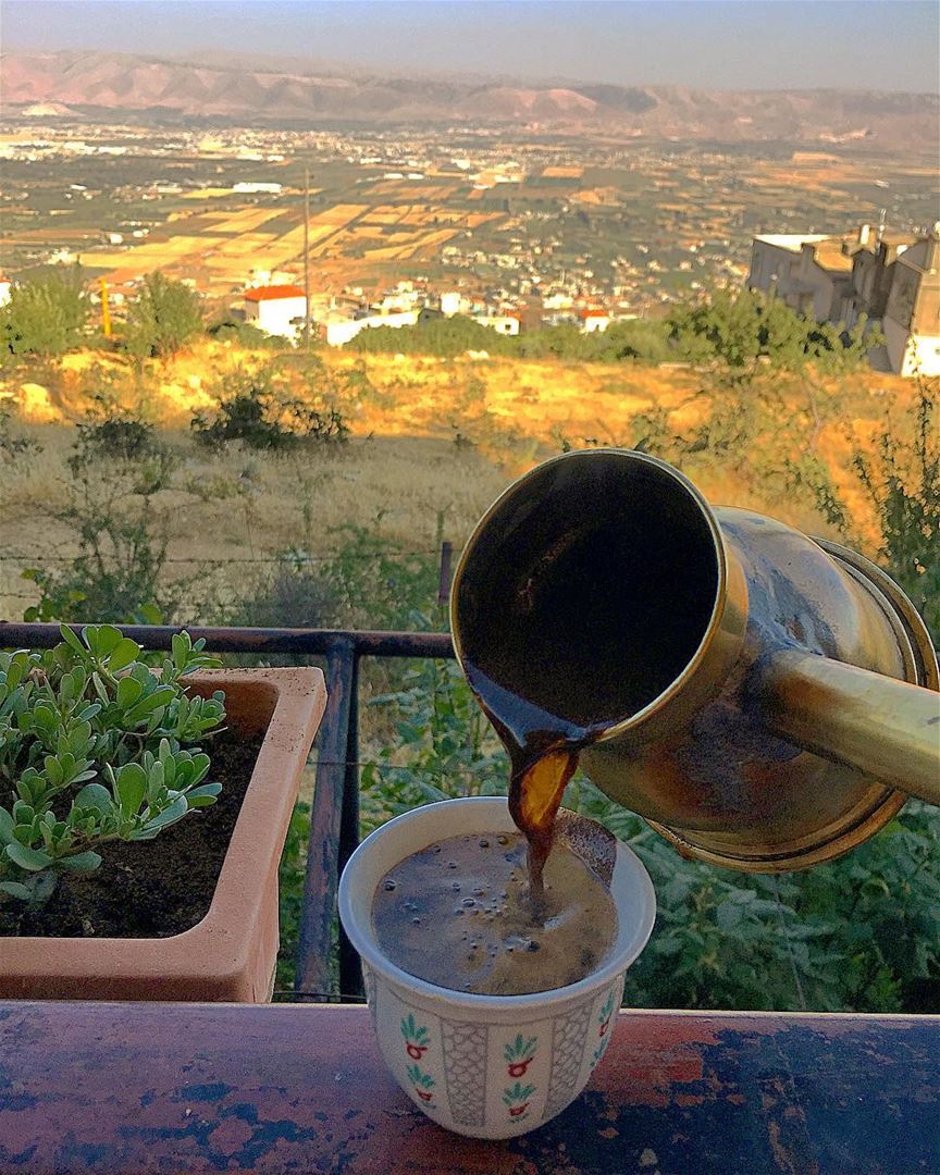  afternoontreat 😇😇.. turkkahvesi  turkishcoffee  kahve  kahveaşkı ... (Buarij, Béqaa, Lebanon)