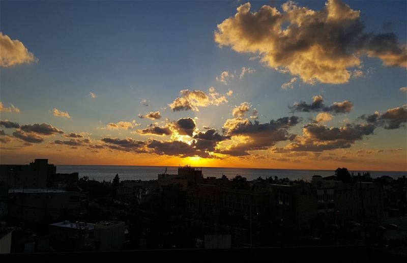  afterthestorm  nofilter  livelovebyblos  livelovenature  silhouette ...