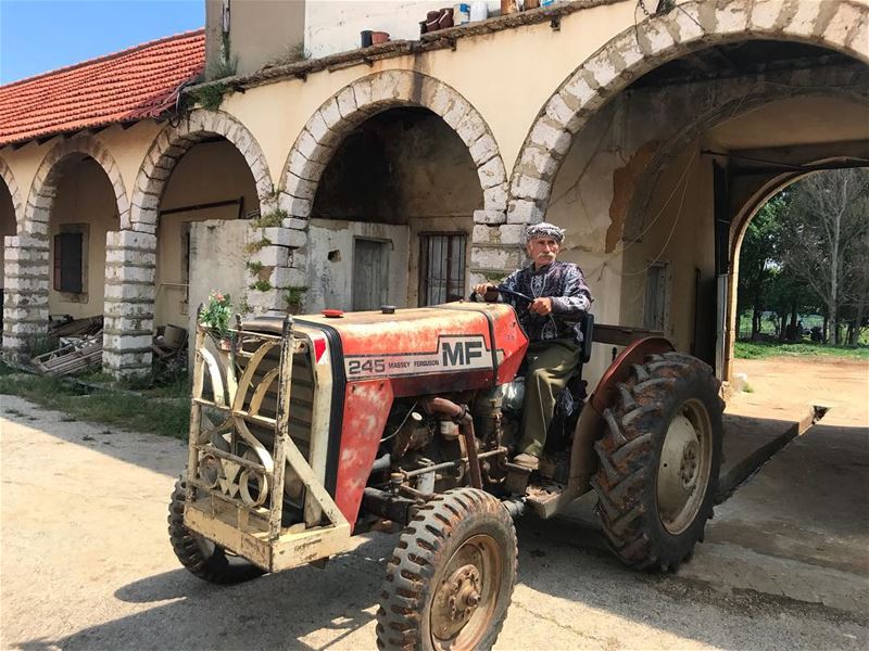 🚜👨🏼‍🌾'Agriculture is the most healthful, most useful and most noble... (`Ammiq, Béqaa, Lebanon)