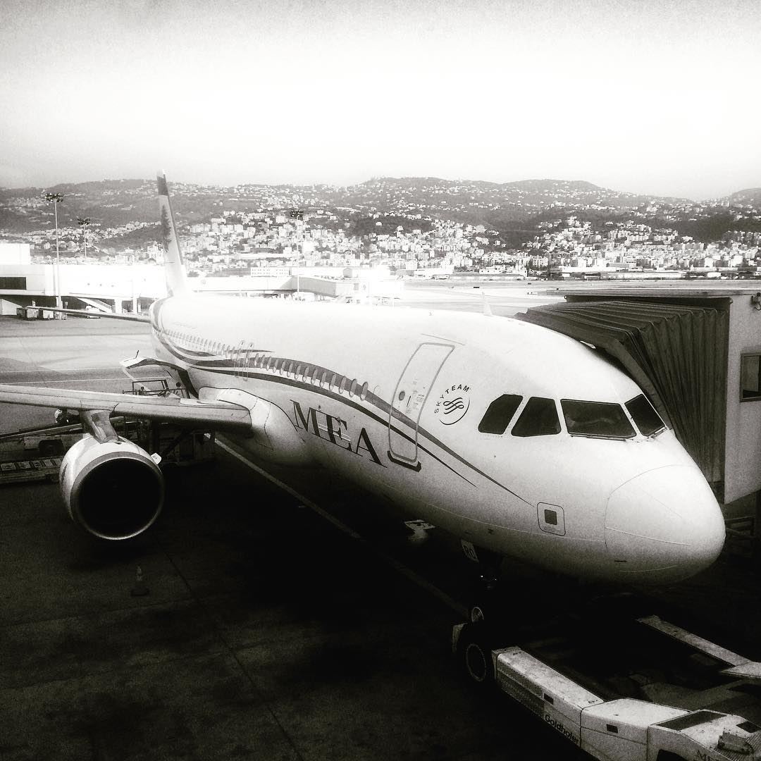 💨 💨💨 airborne  airline  bnw   bnwphotography  airplane  aviation ... (Beirut–Rafic Hariri International Airport)