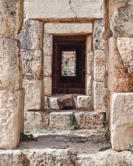 Al-Bass Archeological site, Tyre 🇱🇧  proudlylebanese  beautifullebanon ... (Tyre, Lebanon)