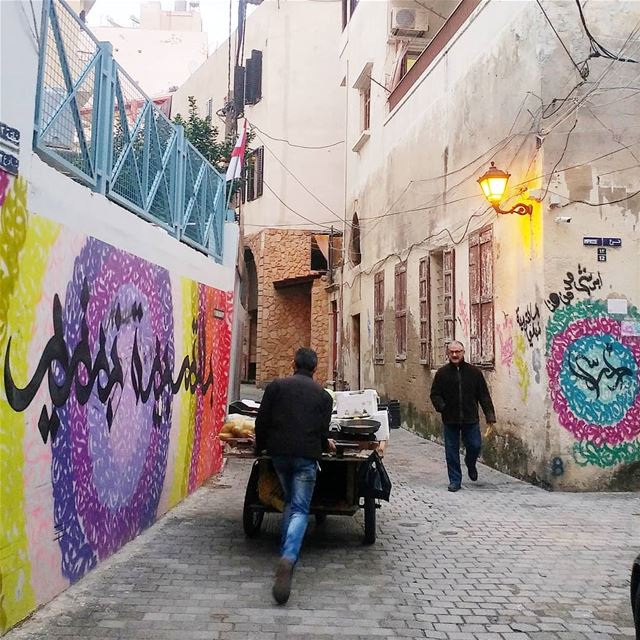 Al Mina ..... livelovemina  lebanon  mina  graffiti  streetart ... (Al Mina', Liban-Nord, Lebanon)