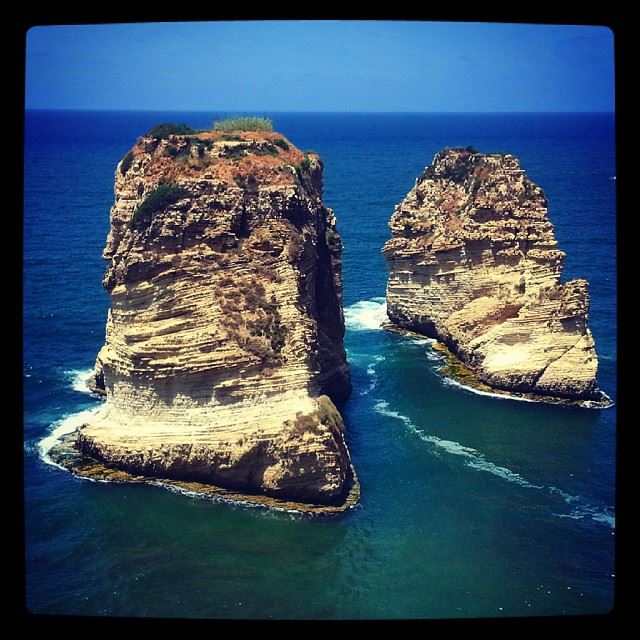  al  rawshe  bierut  lebanon  lebanon_hdr  amazing  place  photobyme  sea ... (Rawshi)