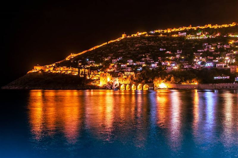 Alanya old city.... turkey alanya castle oldcity old beach lights... (Alanya/Turkey)