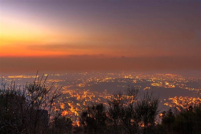  aley sunset sky twilight beirut citylights landscape nature... (`Alayh, Mont-Liban, Lebanon)