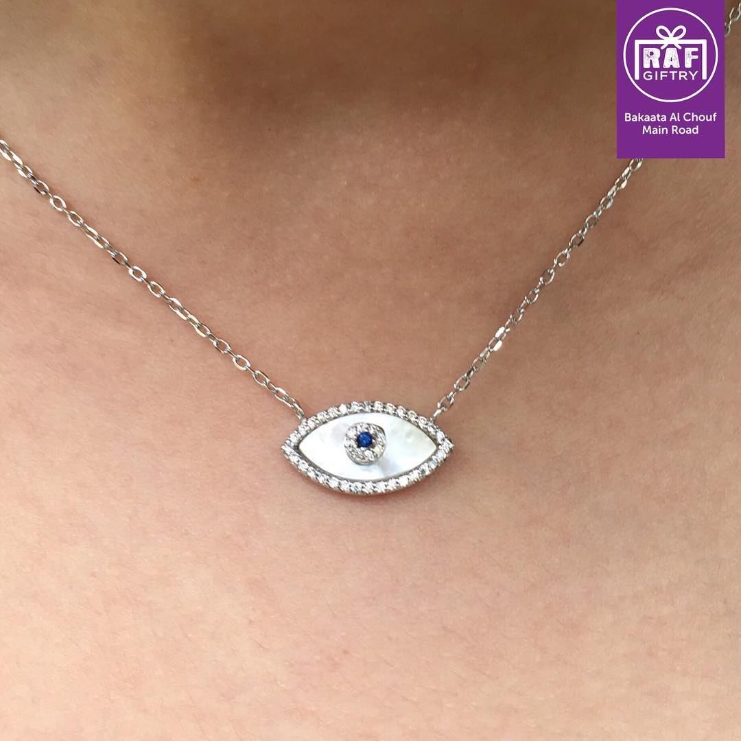 All eyes on you!! 👀 💃🏻 raf_giftry  silver925....... necklace ... (Raf Giftry)