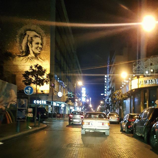 All shops close at 8pm.. All coffee shops and restaurants stay alive till... (Hamra street , Beirut - شارع الحمرا ، بيروت)