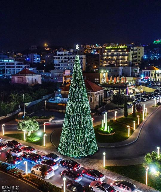 All the Love from Jbeil🌲🇱🇧❤By @rami_rizk89  Christmas2017  Jbeil ... (Jbeil-Byblos)