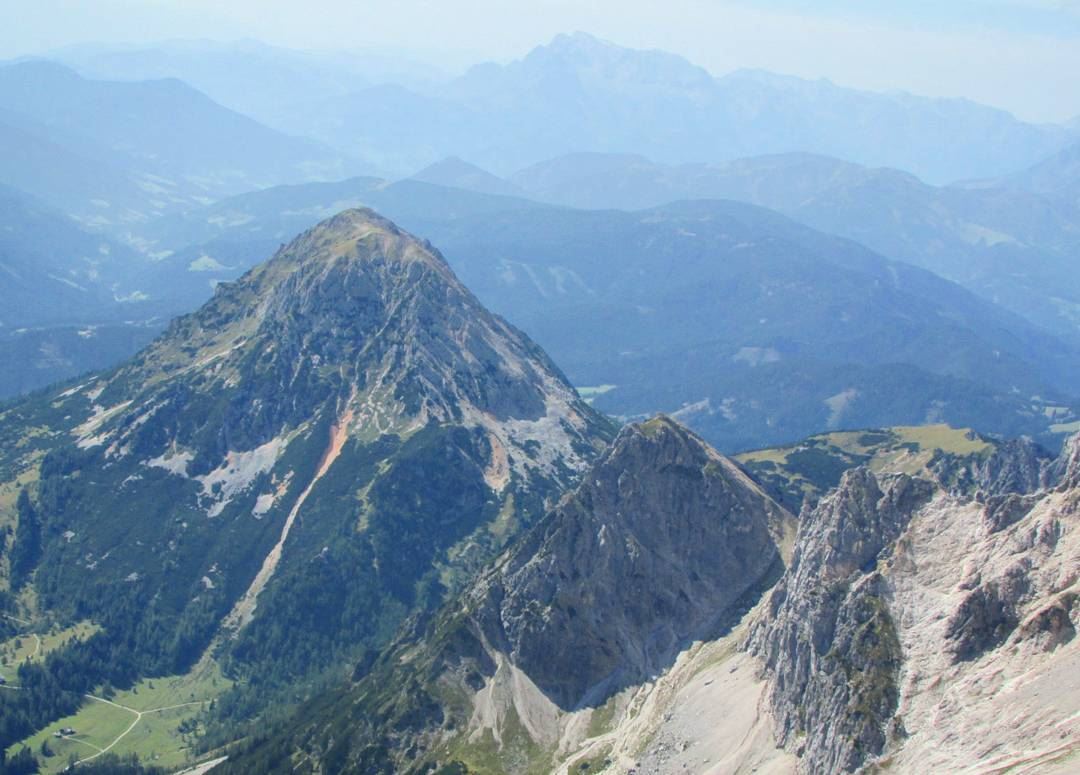  Alpes ⛰  dachstein from above ! perfect  mountains  austria ... (Dachstein Mountains)