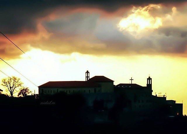 Amazing view from  shwayyaPhoto by @nidal.majdalani Share the beauty of ... (Shwayya, Mont-Liban, Lebanon)