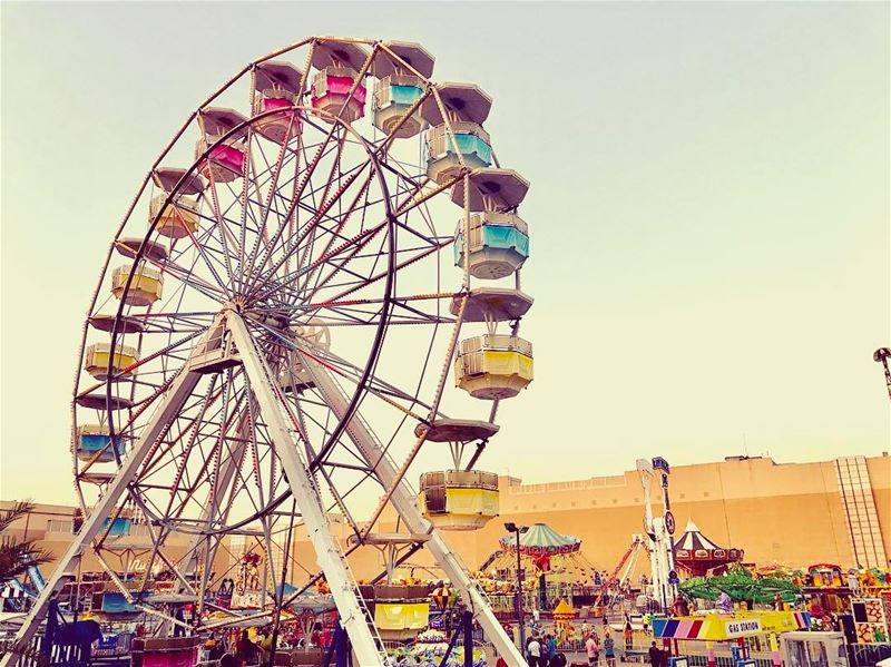 🎡  amusementpark  lebanon ...