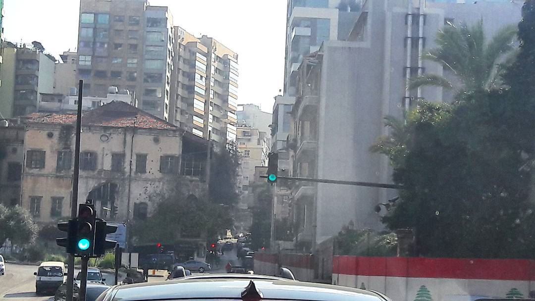 And finally a green light appears to save the rest of my day 😅 Traffic... (Beirut, Lebanon)