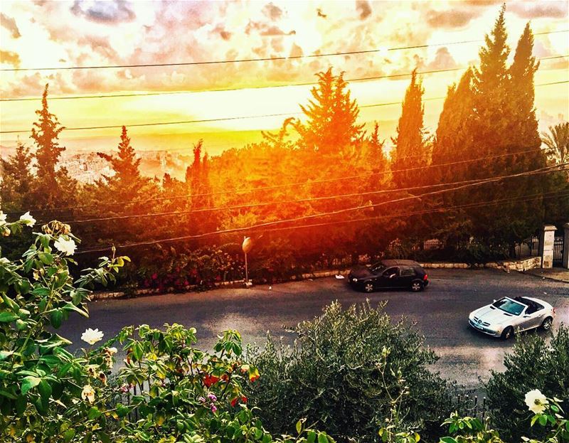 And i will drink to that! Cheers to the weekend 🍷  sunset  road  clouds ... (Aïn Saâdé, Mont-Liban, Lebanon)