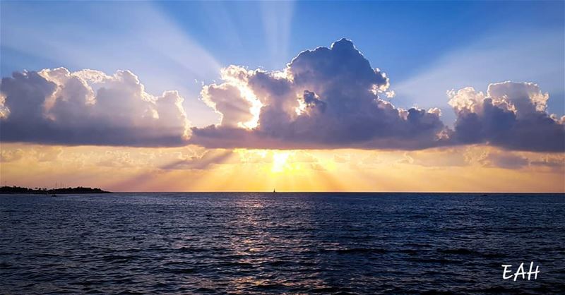 • And the sky suddenly flushed livelovelebanon livelovebeirut sunsets sun... (Beirut, Lebanon)