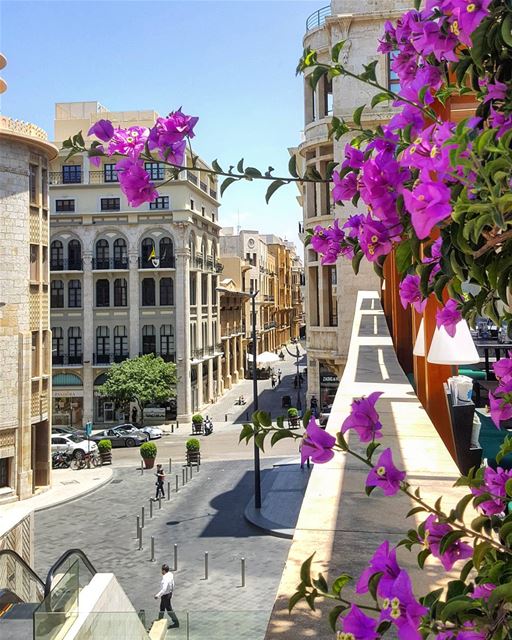 .. And the Week ends here ...🌿💜🌿 happysaturday  beirut ...... .... (Beirut Souks)