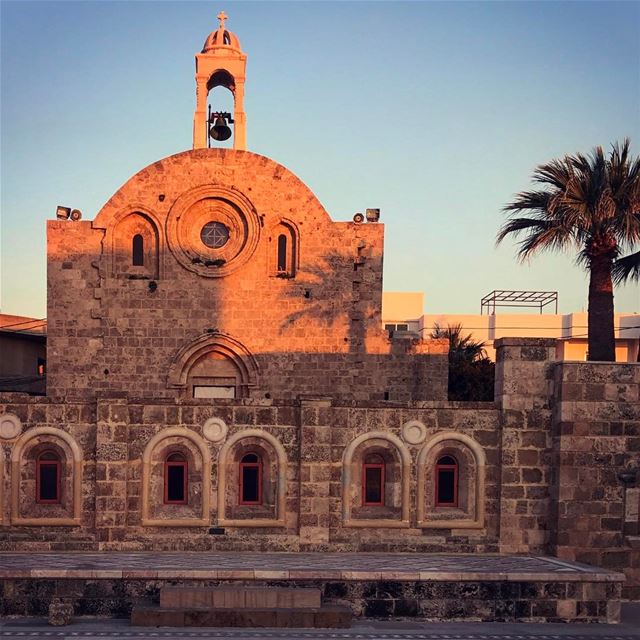 Anforini sunset 🌅🏝••••••••••••••••••••• prolebanon  livelovebeirut ... (Anforini)