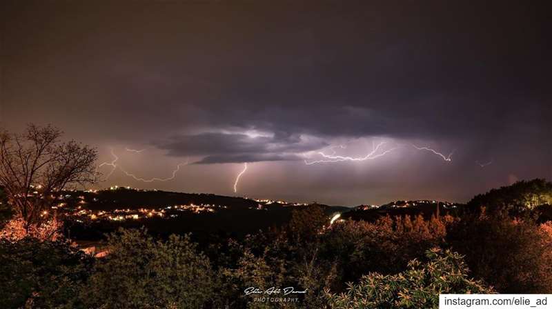 Angry skies  storm  thunder  lightning  skies  thundernstorm  angrynature... (Beït Hbâq, Mont-Liban, Lebanon)