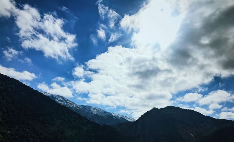 @aniszebiane 💙💙💙 Lebanon  LebanonViews  Morning  LebanonNature  Nature... (Chouf)