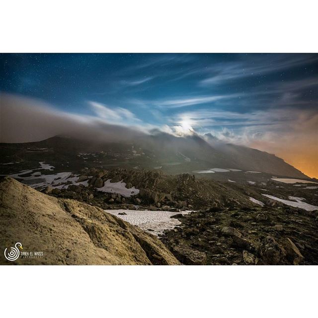 Another beautiful spot from Akoura. The rose behind the mountain just as... (Akoura, Mont-Liban, Lebanon)