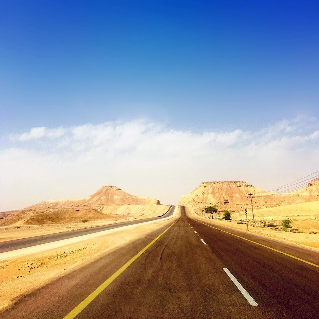 Another Happy Road  photooftheday  instapassport  travelgram ... (Riyadh, Saudi Arabia)