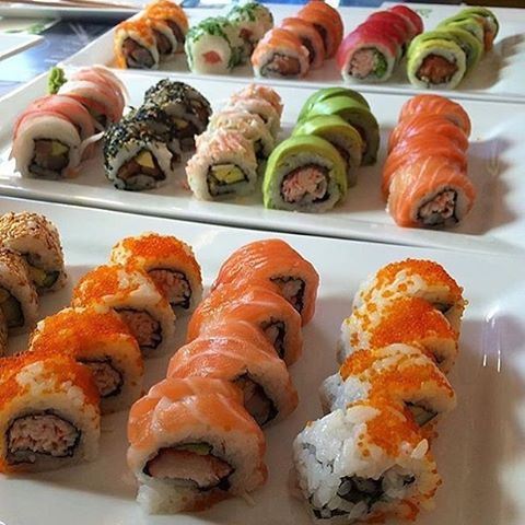 Any sushi fans??? 😍😍😍🍣🍣🍣 Credits to @janeauchocolat  (Mon Maki A Moi)