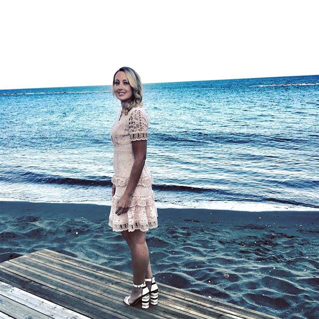 Anything is possible with sunshine and a little pink ☺️👱🏻‍♀️💞💚..... (Cyprus)