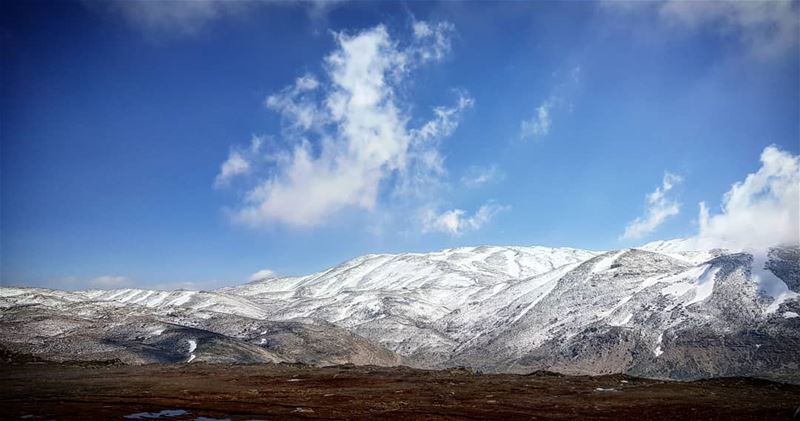  april  snow  lebanon  kfardebian  sunny  day  photography  sky  view ...