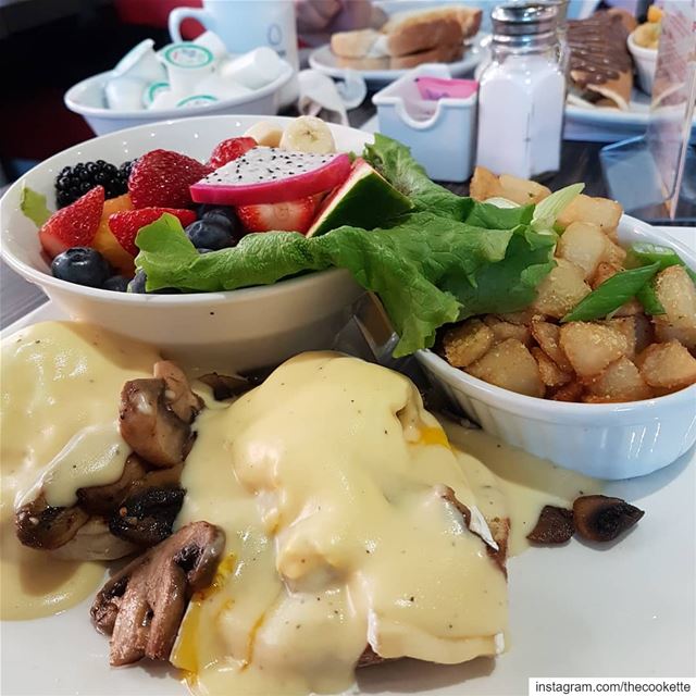 Are you More an Egg Benedict kind of person or the stuffed chocolatey... (Greater Montreal)
