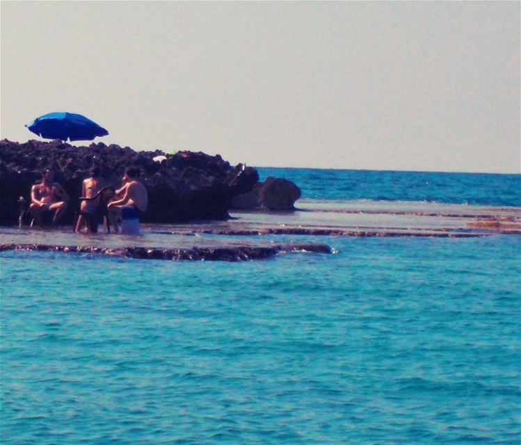 Arguilé by the sea Beautiful  refreshing  day  People  men  women  kids ... (El-Mina, Tripoli)