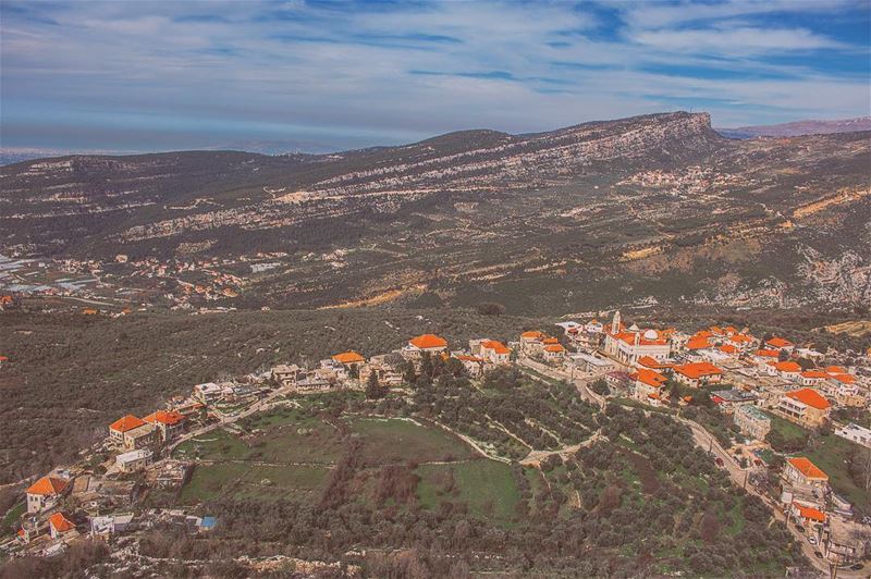 'art is not what u see; but what u make others see...'''' photography ... (Douma, Liban-Nord, Lebanon)