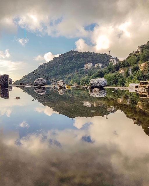 As above, so below!!..... natgeoshot  natgeotravelpic  liveoutside ... (Dlebta, Mont-Liban, Lebanon)