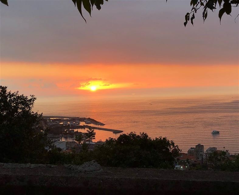 As long as you live , keep learning how to live... abouttoday’ssunset... (Jounieh)