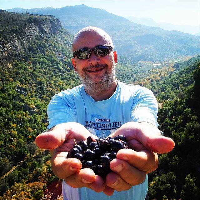 Ask Victor how to unleash your "survival skills" hidden in the crowd of... (Khirbat Bisri, Mont-Liban, Lebanon)